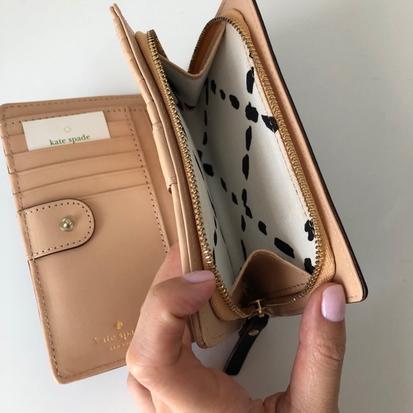 Kate Spade Leather Wallet - Picture 5 of 6